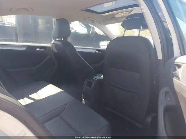 3VWDB7AJXHM379753 2017 VOLKSWAGEN JETTA - Image 8