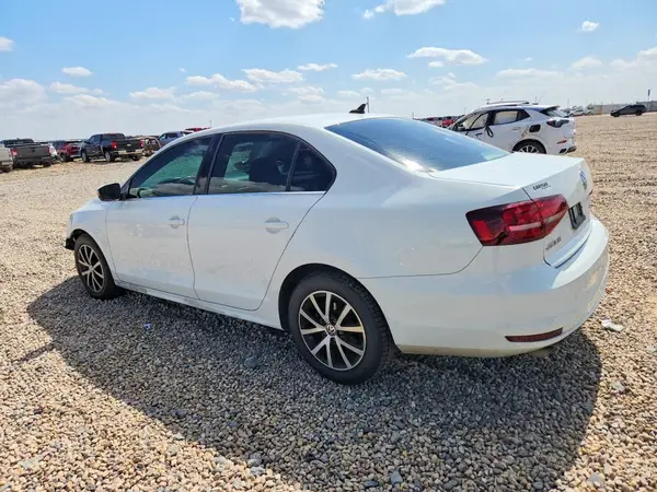 3VWDB7AJXHM382247 2017 VOLKSWAGEN JETTA - Image 2
