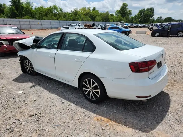 3VWDB7AJXHM394575 2017 VOLKSWAGEN JETTA - Image 2