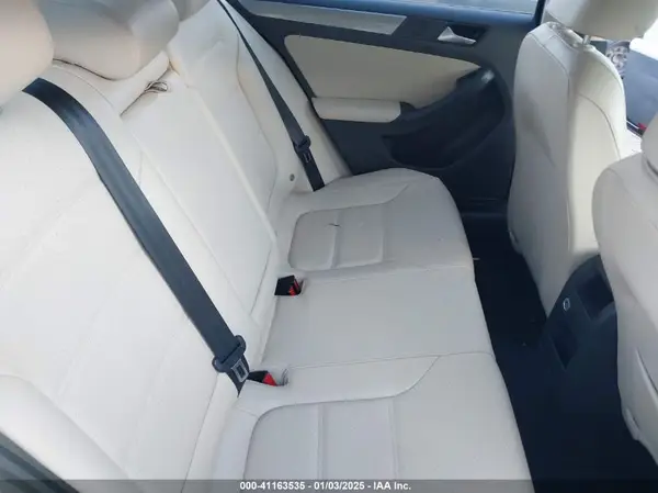 3VWDB7AJXJM210077 2018 VOLKSWAGEN JETTA - Image 8