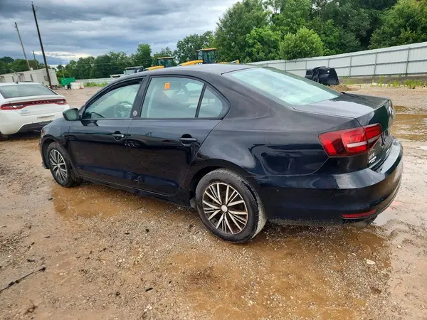 3VWDB7AJXJM216364 2018 VOLKSWAGEN JETTA - Image 2