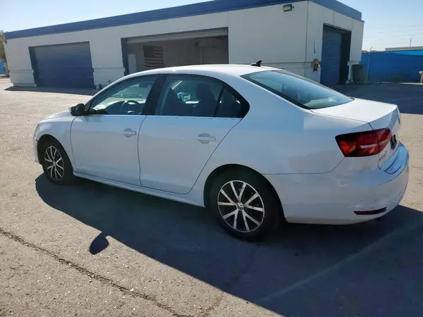 3VWDB7AJXJM228319 2018 VOLKSWAGEN JETTA - Image 2