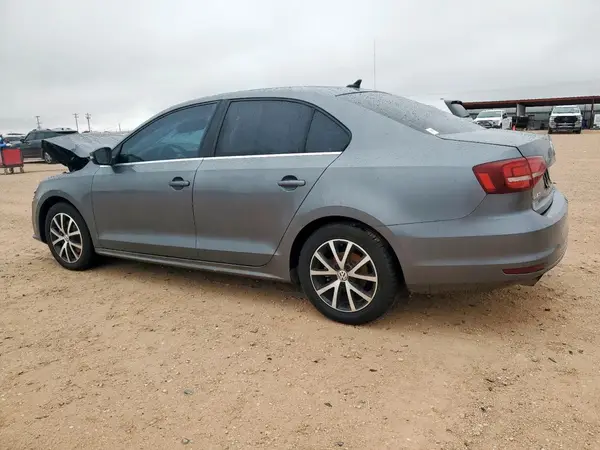 3VWDB7AJXJM248067 2018 VOLKSWAGEN JETTA - Image 2