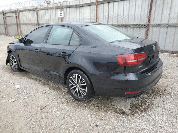 3VWDB7AJXJM257495 2018 VOLKSWAGEN JETTA - Image 2