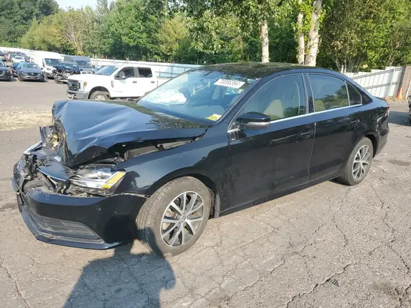 3VWDB7AJXJM263006 2018 VOLKSWAGEN JETTA - Image 1