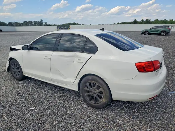 3VWDP7AJ1CM380025 2017 VOLKSWAGEN JETTA - Image 2