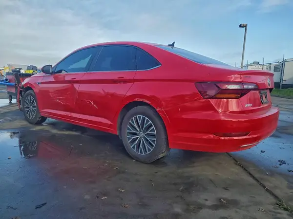 3VWE57BU0KM098203 2019 VOLKSWAGEN JETTA - Image 2