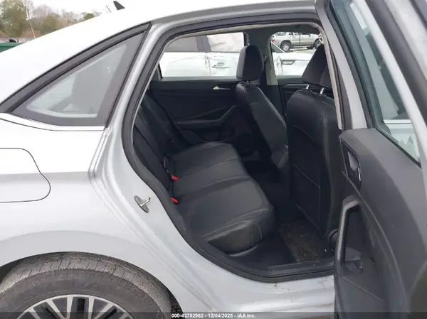 3VWE57BU0KM111211 2019 VOLKSWAGEN JETTA - Image 8