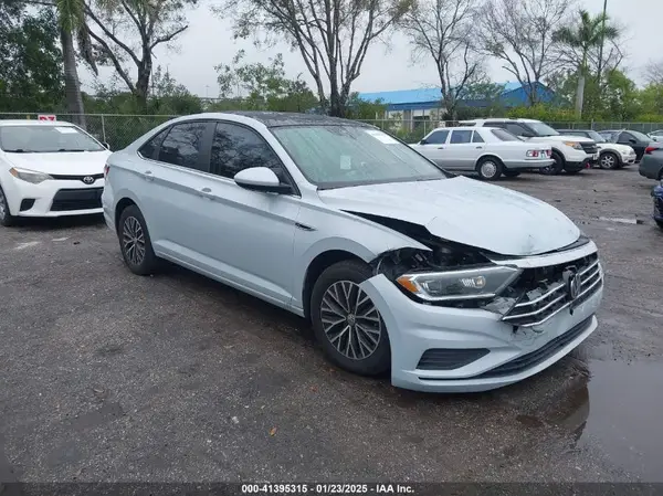 3VWE57BU0KM111743 2019 VOLKSWAGEN JETTA - Image 1