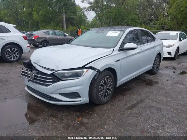 3VWE57BU0KM111743 2019 VOLKSWAGEN JETTA - Image 2