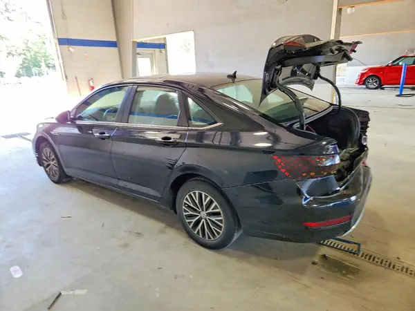 3VWE57BU0KM205864 2019 VOLKSWAGEN JETTA - Image 2