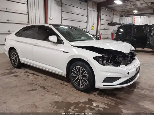 3VWE57BU0KM234703 2019 VOLKSWAGEN JETTA - Image 1