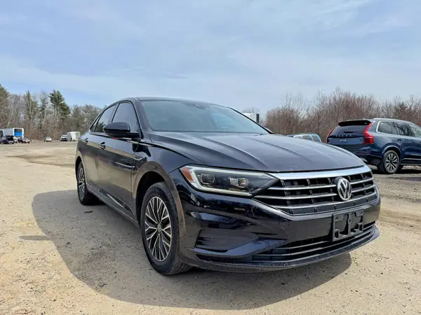 3VWE57BU0KM263389 2019 VOLKSWAGEN JETTA - Image 1