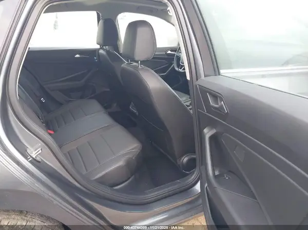 3VWE57BU0MM060134 2021 VOLKSWAGEN JETTA - Image 8
