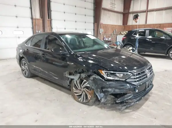 3VWE57BU0MM093120 2021 VOLKSWAGEN JETTA - Image 1