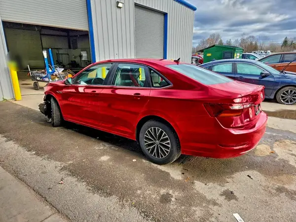 3VWE57BU1KM027379 2019 VOLKSWAGEN JETTA - Image 2