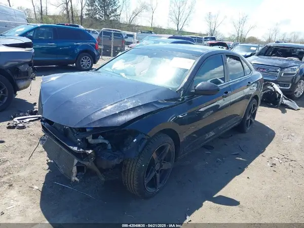 3VWE57BU1KM060382 2019 VOLKSWAGEN JETTA - Image 2