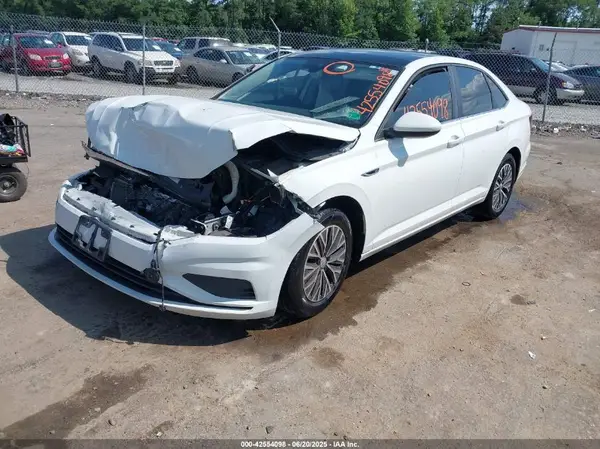 3VWE57BU1KM084794 2019 VOLKSWAGEN JETTA - Image 2