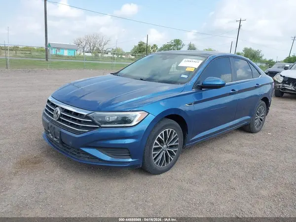 3VWE57BU1KM104834 2019 VOLKSWAGEN JETTA - Image 2