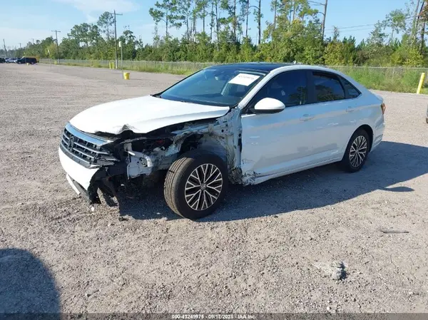 3VWE57BU1KM109404 2019 VOLKSWAGEN JETTA - Image 2