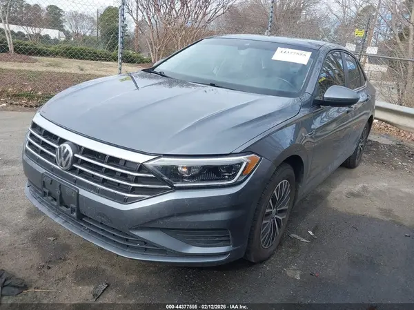 3VWE57BU1KM246603 2019 VOLKSWAGEN JETTA - Image 2
