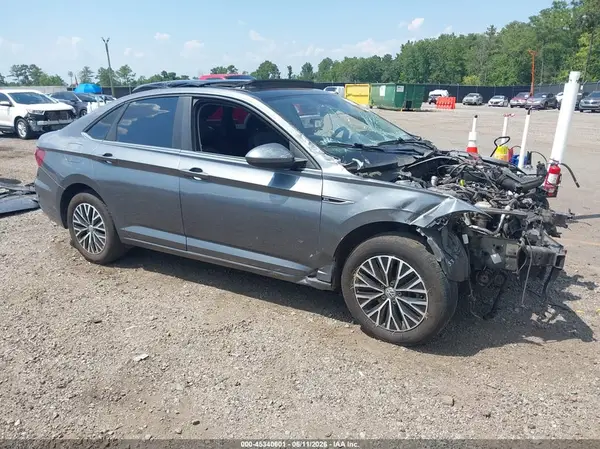 3VWE57BU1KM259853 2019 VOLKSWAGEN JETTA - Image 1