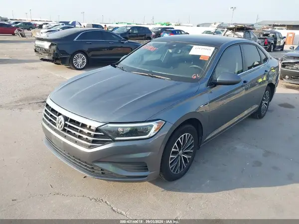 3VWE57BU1KM264700 2019 VOLKSWAGEN JETTA - Image 2