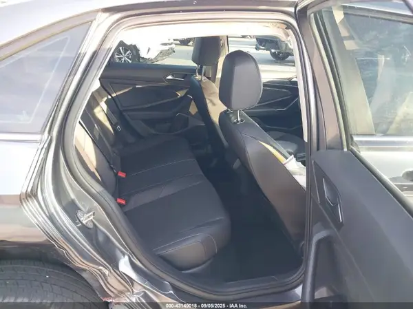 3VWE57BU1KM264700 2019 VOLKSWAGEN JETTA - Image 8