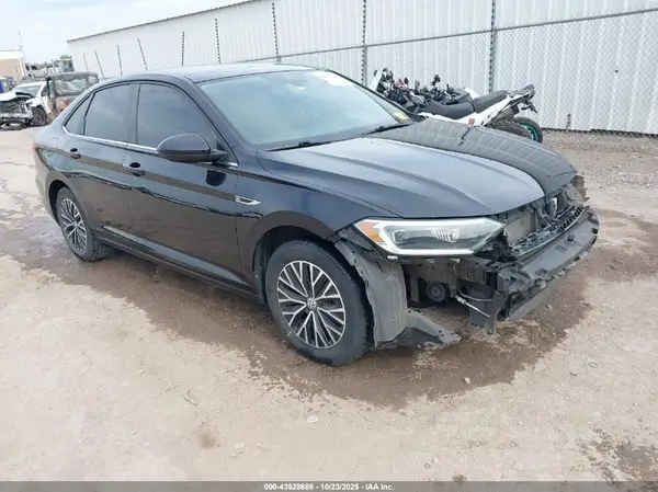 3VWE57BU1KM266513 2019 VOLKSWAGEN JETTA - Image 1