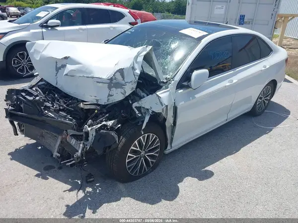 3VWE57BU2KM050556 2019 VOLKSWAGEN JETTA - Image 2