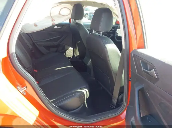 3VWE57BU2KM068281 2019 VOLKSWAGEN JETTA - Image 8