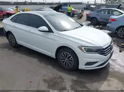3VWE57BU2KM091379 2019 VOLKSWAGEN JETTA