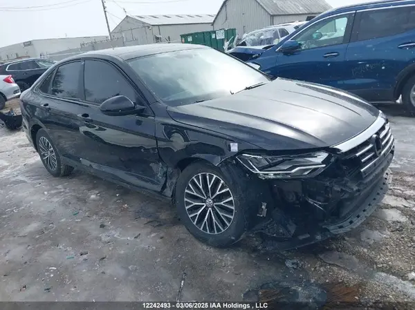 3VWE57BU2KM180417 2019 VOLKSWAGEN JETTA - Image 1