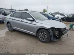 3VWE57BU2KM264771 2019 VOLKSWAGEN JETTA