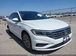 3VWE57BU2KM271574 2019 VOLKSWAGEN JETTA