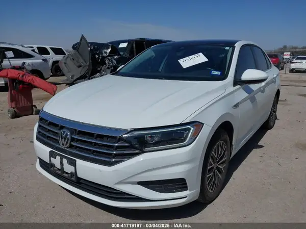 3VWE57BU2KM271574 2019 VOLKSWAGEN JETTA - Image 2