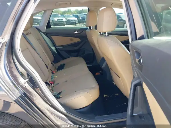 3VWE57BU3KM050677 2019 VOLKSWAGEN JETTA - Image 8