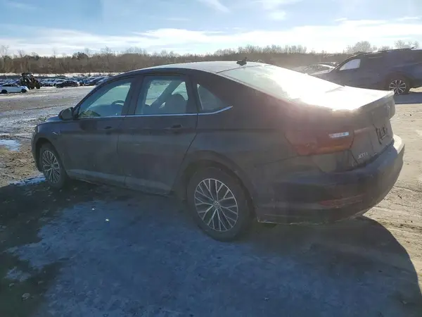 3VWE57BU3KM071061 2019 VOLKSWAGEN JETTA - Image 2