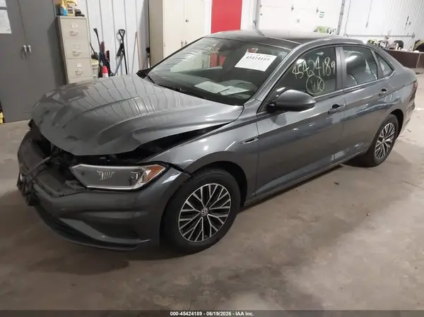 3VWE57BU3KM250037 2019 VOLKSWAGEN JETTA - Image 2