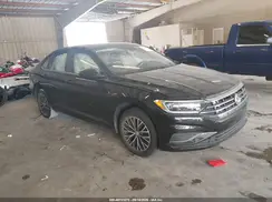 3VWE57BU3KM258848 2019 VOLKSWAGEN JETTA