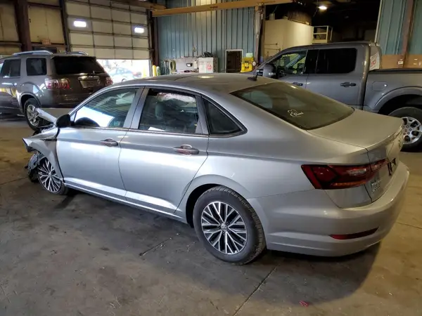 3VWE57BU3KM268750 2019 VOLKSWAGEN JETTA - Image 2