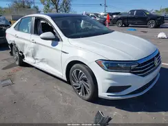 3VWE57BU3LM082563 2020 VOLKSWAGEN JETTA