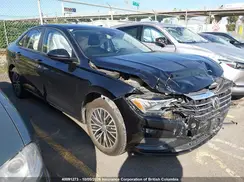 3VWE57BU3MM032618 2021 TOYOTA COROLLA