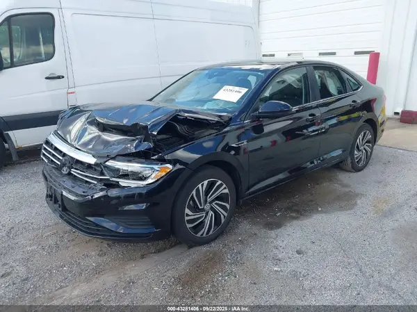 3VWE57BU3MM083004 2021 VOLKSWAGEN JETTA - Image 2