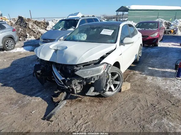 3VWE57BU4KM029448 2019 VOLKSWAGEN JETTA - Image 2