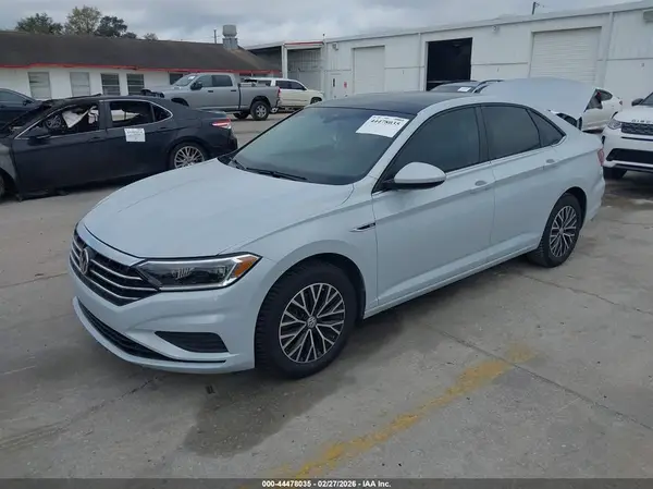 3VWE57BU4KM096325 2019 VOLKSWAGEN JETTA - Image 2