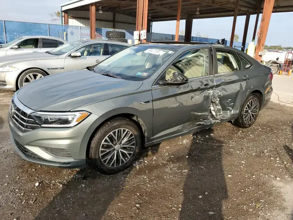 3VWE57BU4KM103984 2019 VOLKSWAGEN JETTA - Image 1