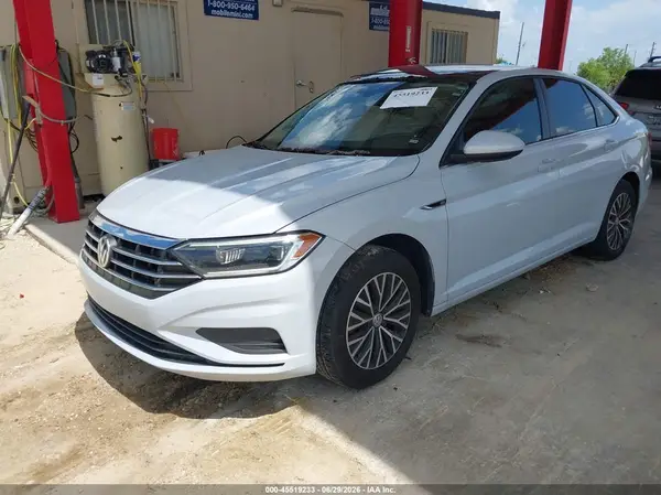 3VWE57BU4KM133065 2019 VOLKSWAGEN JETTA - Image 2