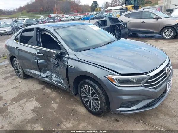 3VWE57BU4KM194609 2019 VOLKSWAGEN JETTA - Image 1