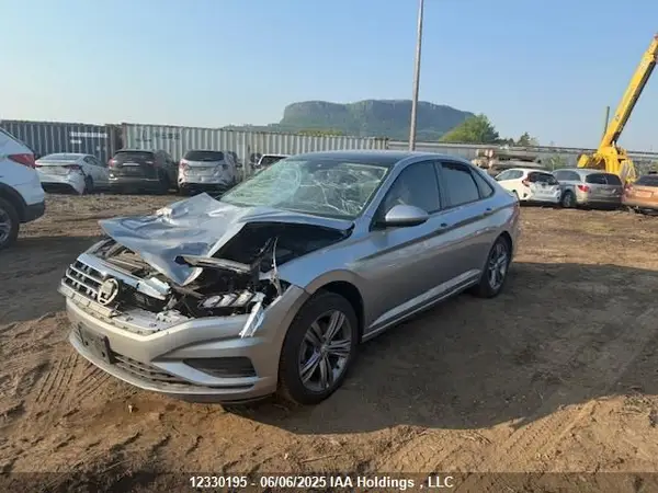 3VWE57BU4KM246224 2019 VOLKSWAGEN JETTA - Image 2
